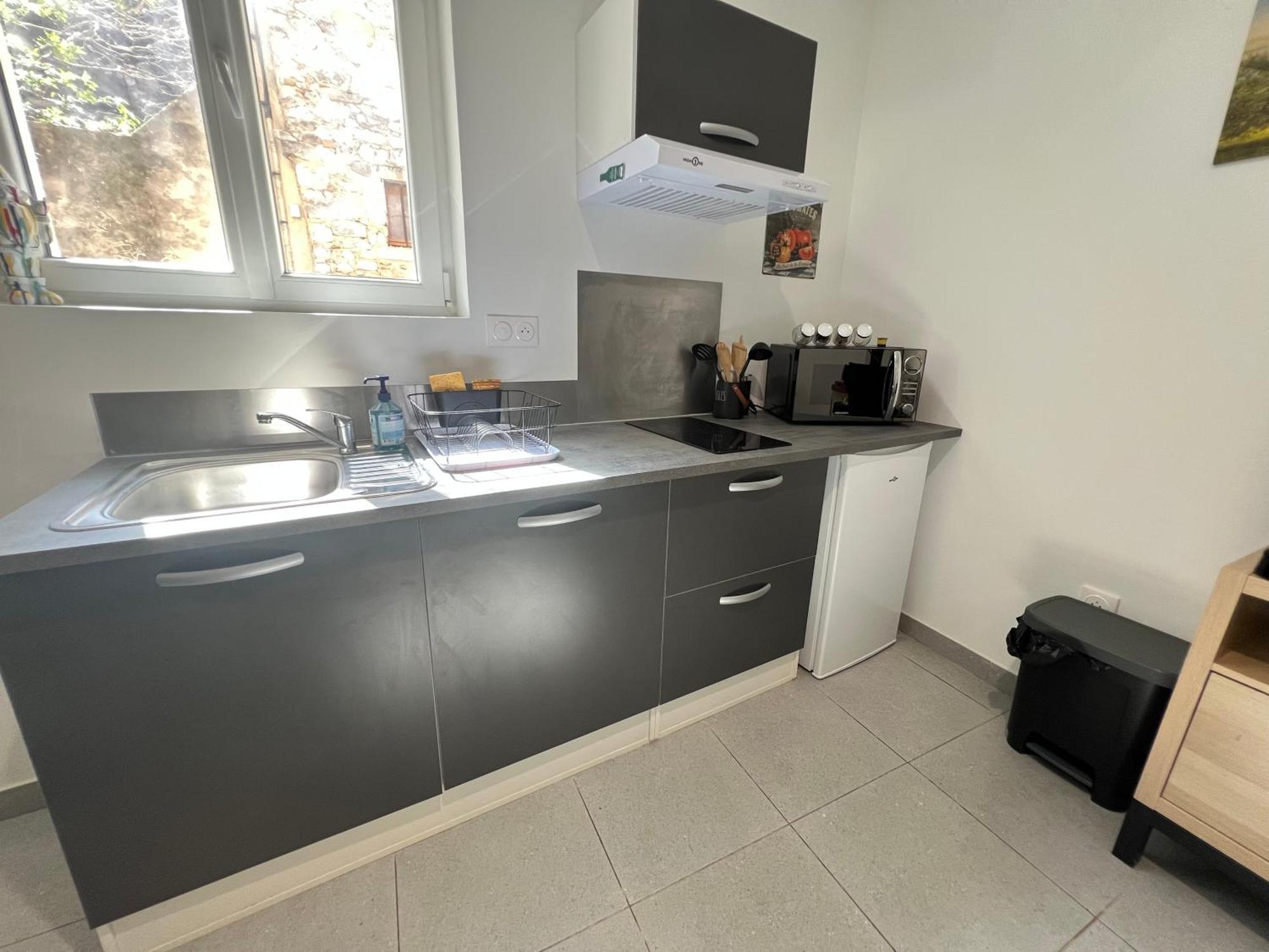 Fenix Appartement T2 40 M2 Cosy Rdc Plein Centre Ville Pierrelatte Exterior photo